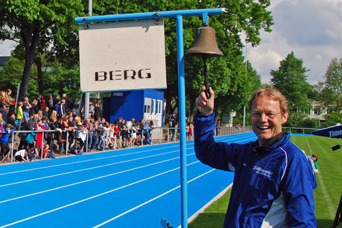 Uli an der Glocke